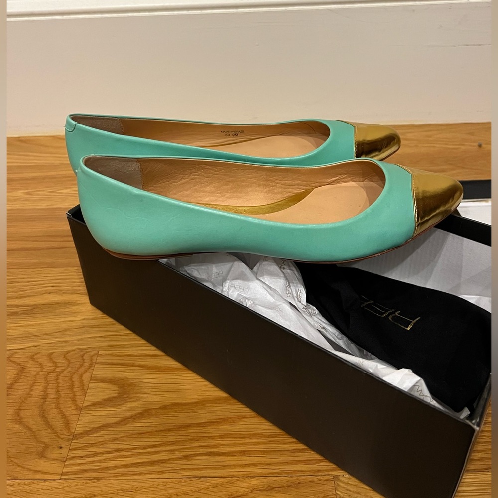 NWOT in box Rebecca Minkoff flats